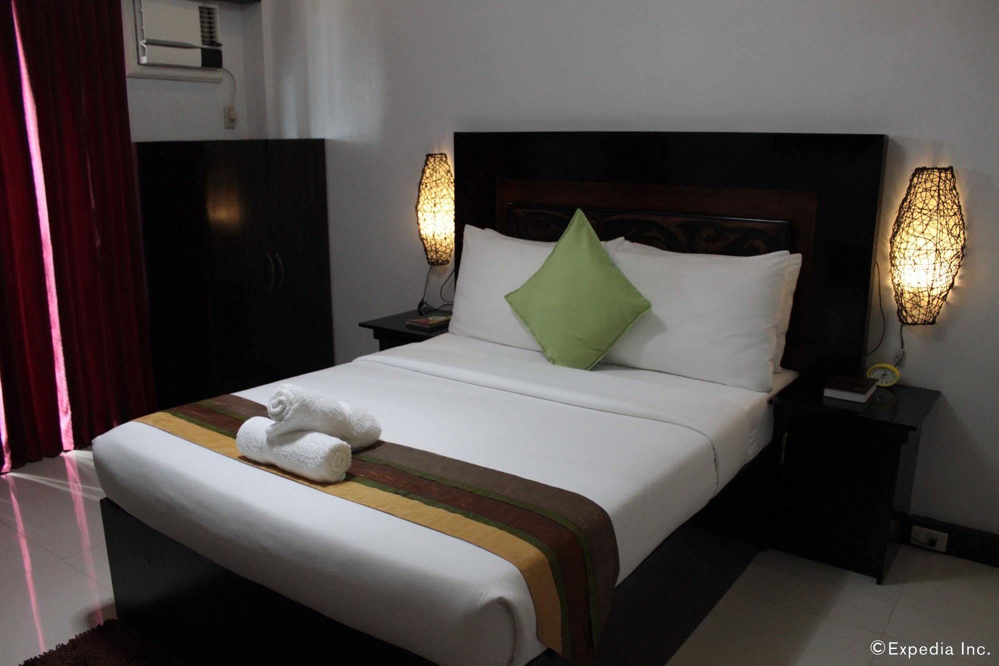 Bed and Breakfast Coron Bancuang Mansion Екстер'єр фото